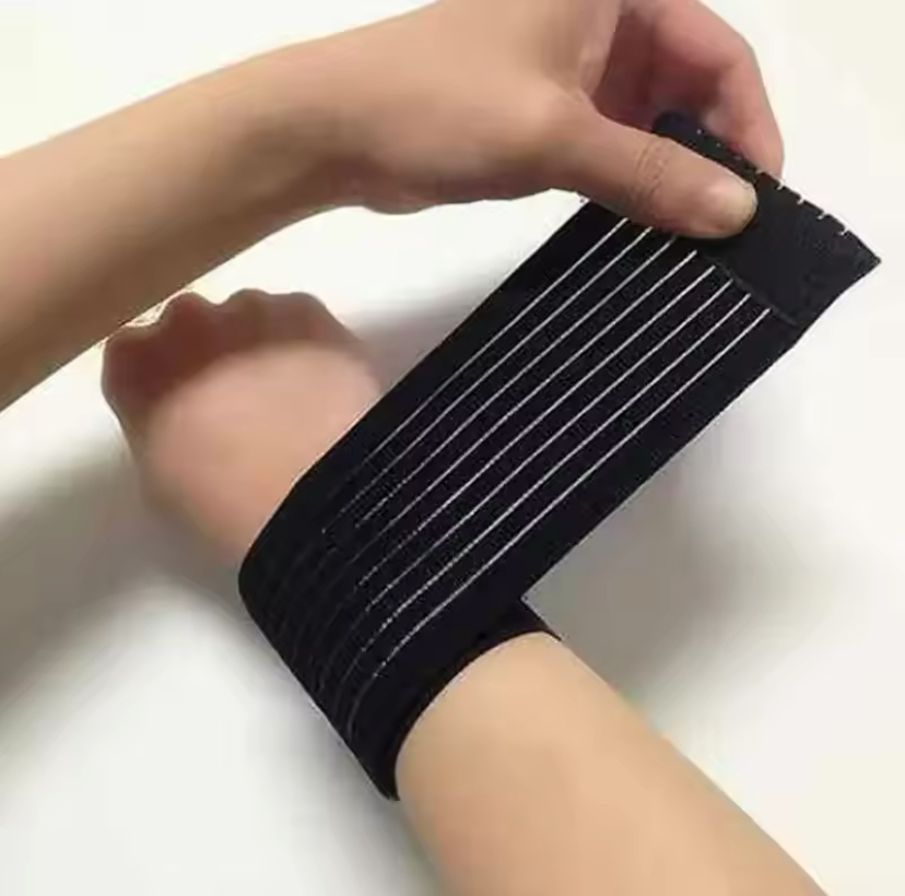 1PCS Elastic Bandage Hand Sport Wristband Gym Support Protector